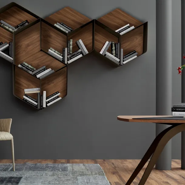 Libreria modulare sospesa di design in legno Pangea di Tonin Casa